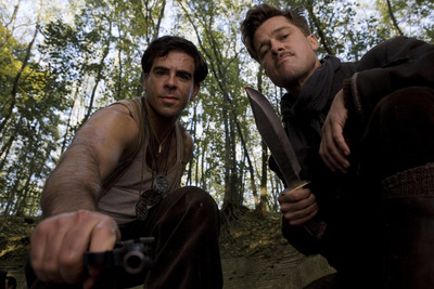 Eli Roth och Brad Pitt i Inglorious Basterds