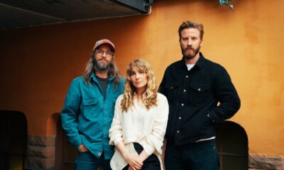 Jävla karlar. Jens Sjögren, Aliette Opheim & Filip Berg. Fotograf: Mona Rathsman